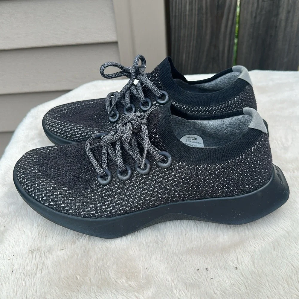 Allbirds Black and Gray Men's Sneakers Size 9
